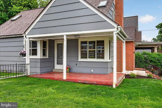 100 COLLEGE ST, Boyertown, PA 19512