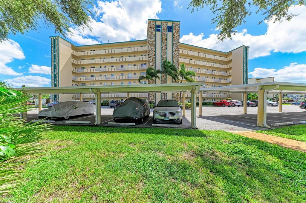 4040 IRONWOOD CIRCLE 702F, BRADENTON, FL 34209 — exterior