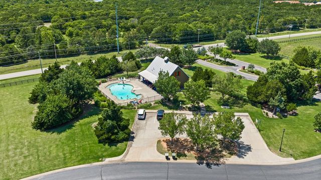 2209 Crestwood Drive, Jones, OK 73049