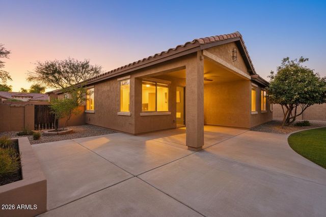 1796 W MACAW Drive, Chandler, AZ 85286