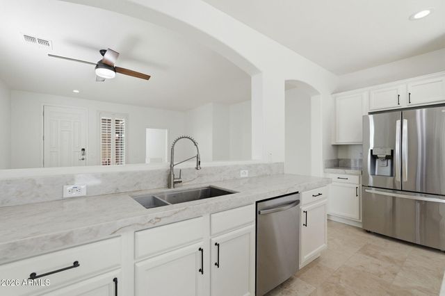 1796 W MACAW Drive, Chandler, AZ 85286