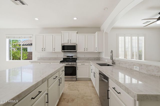 1796 W MACAW Drive, Chandler, AZ 85286