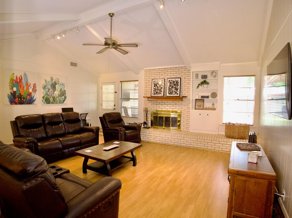 Image 8 of property listing at 3319 Chatterton Drive, San Angelo, TX 76904