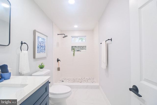 1468 PENNINGTON RD, Trenton, NJ 08618