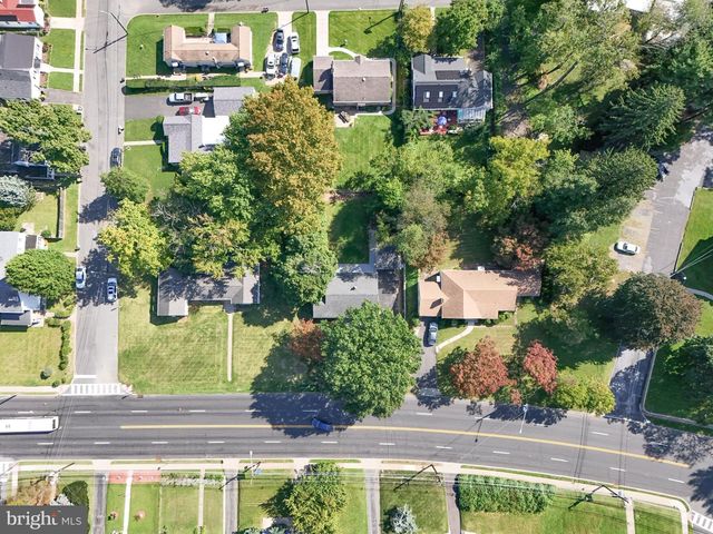 1468 PENNINGTON RD, Trenton, NJ 08618