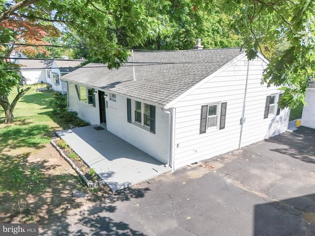 1468 PENNINGTON RD, Trenton, NJ 08618