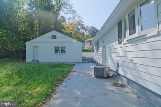 1468 PENNINGTON RD, Trenton, NJ 08618