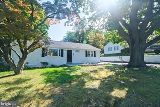 1468 PENNINGTON RD, Trenton, NJ 08618