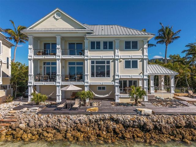 3750 BAYOU LOUISE LANE, Sarasota, FL 34242