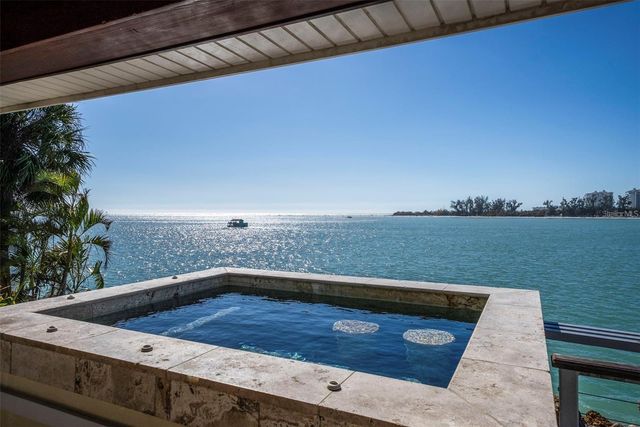 3750 BAYOU LOUISE LANE, Sarasota, FL 34242