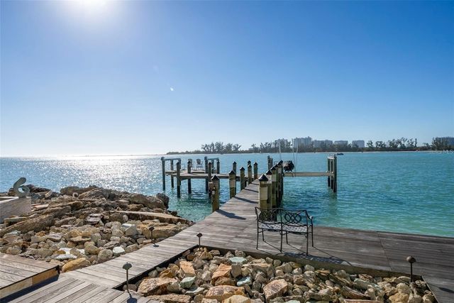 3750 BAYOU LOUISE LANE, Sarasota, FL 34242