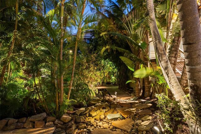 3750 BAYOU LOUISE LANE, Sarasota, FL 34242