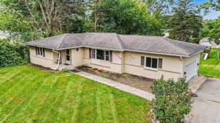 8145 N 27th Street, Richland, MI 49083