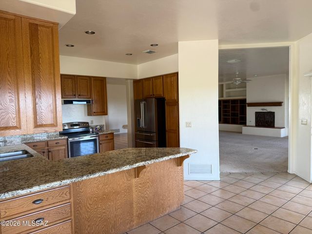 6141 N Paseo Zaldivar, Tucson, AZ 85750
