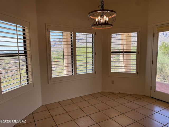 6141 N Paseo Zaldivar, Tucson, AZ 85750