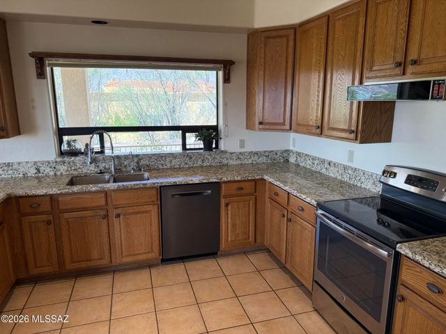 6141 N Paseo Zaldivar, Tucson, AZ 85750