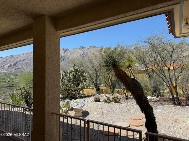 6141 N Paseo Zaldivar, Tucson, AZ 85750