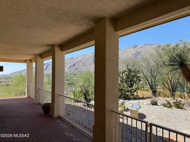 6141 N Paseo Zaldivar, Tucson, AZ 85750
