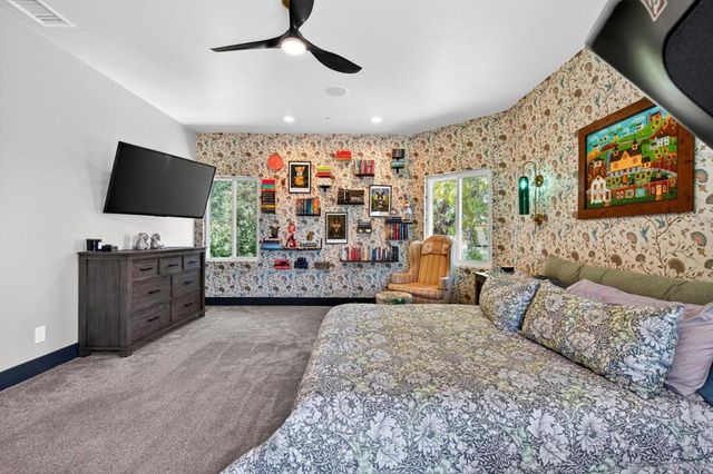 296 East Lane, El Cajon, CA 92021