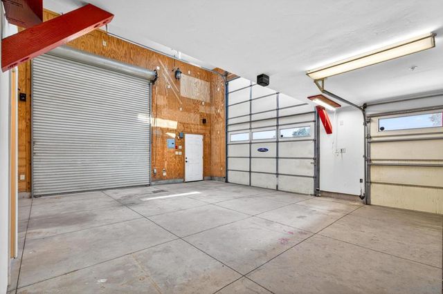 296 East Lane, El Cajon, CA 92021