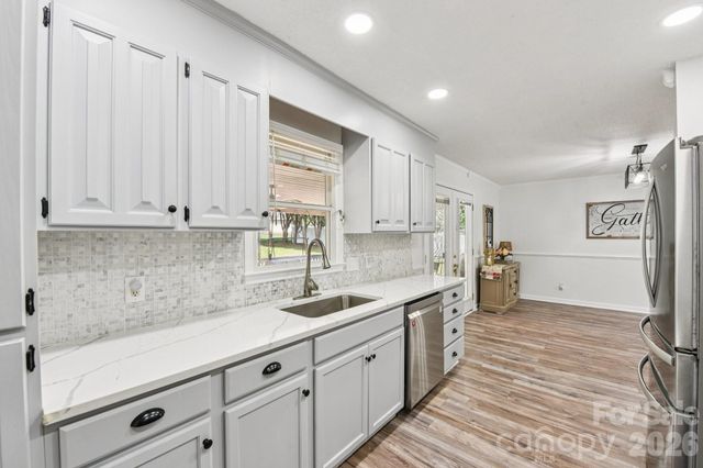 140 Clearview Road, Statesville, NC 28625