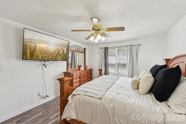 140 Clearview Road, Statesville, NC 28625