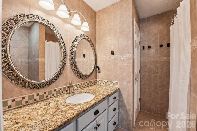 140 Clearview Road, Statesville, NC 28625