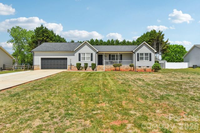 140 Clearview Road, Statesville, NC 28625