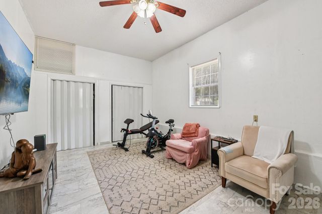 140 Clearview Road, Statesville, NC 28625