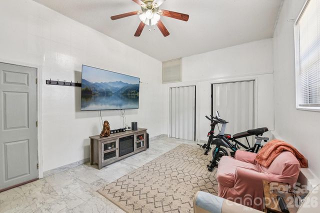 140 Clearview Road, Statesville, NC 28625