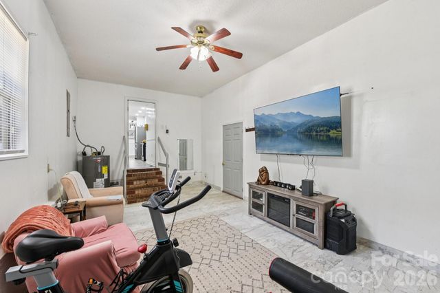 140 Clearview Road, Statesville, NC 28625