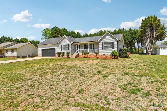 140 Clearview Road, Statesville, NC 28625