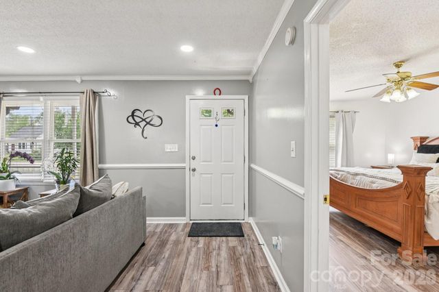 140 Clearview Road, Statesville, NC 28625