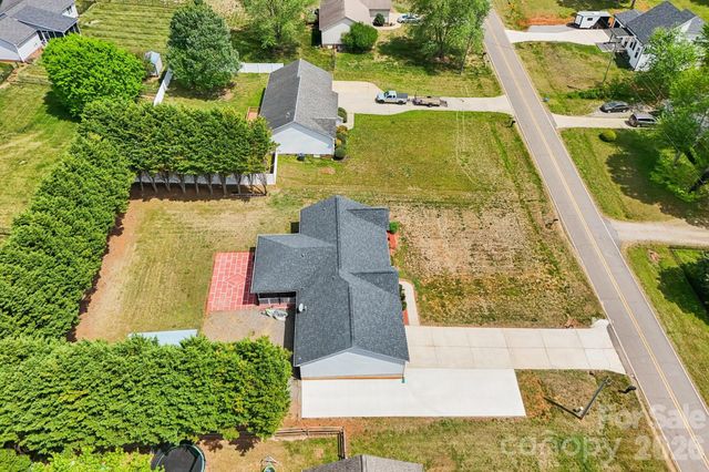 140 Clearview Road, Statesville, NC 28625
