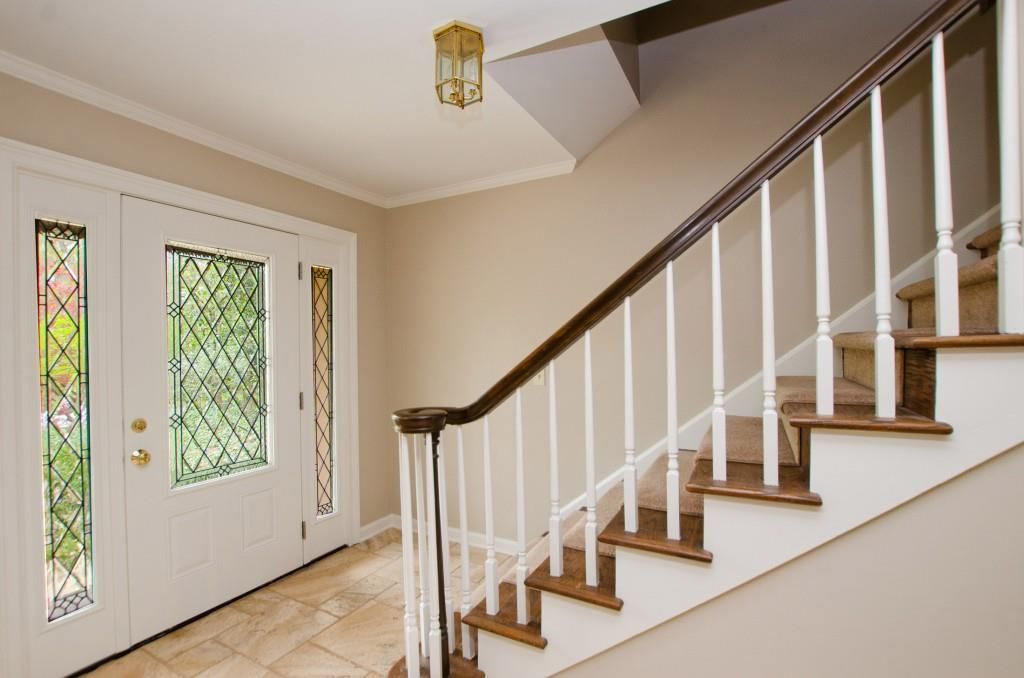 Image 2 of property listing at 2065 Renault Lane, Atlanta, GA 30345