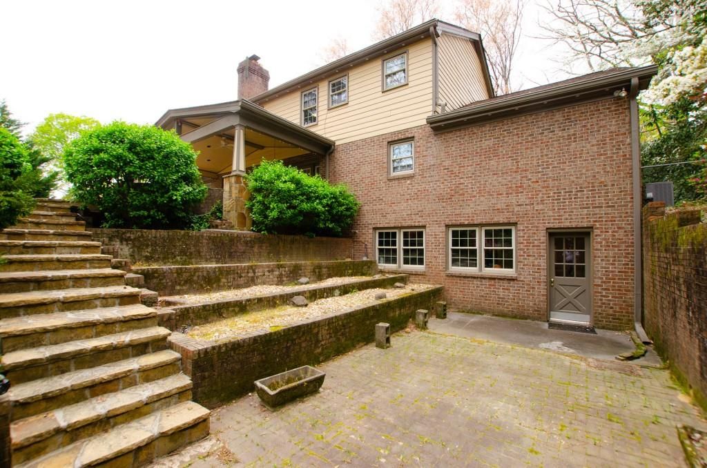 Image 41 of property listing at 2065 Renault Lane, Atlanta, GA 30345