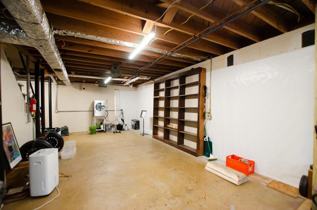 Image 44 of property listing at 2065 Renault Lane, Atlanta, GA 30345