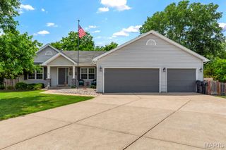 7 Babble Creek Court, O'fallon, MO 63368