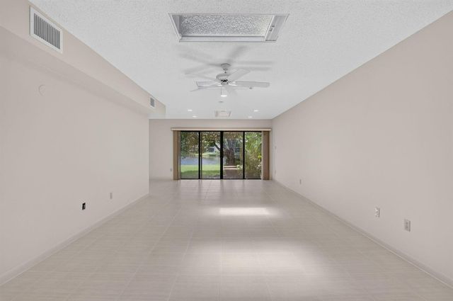 21877 Arriba Real, Boca Raton, FL 33433