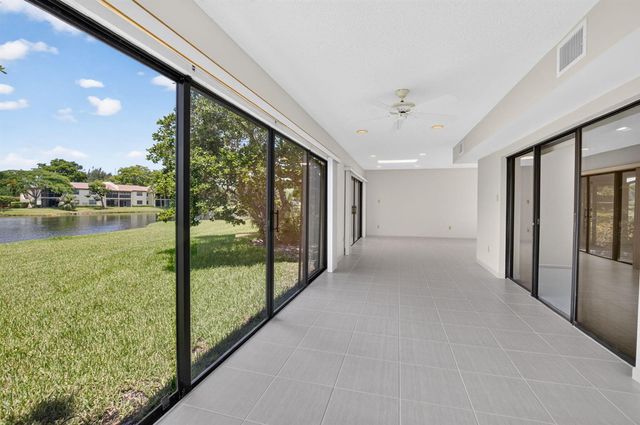 21877 Arriba Real, Boca Raton, FL 33433