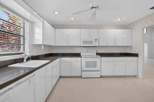 21877 Arriba Real, Boca Raton, FL 33433