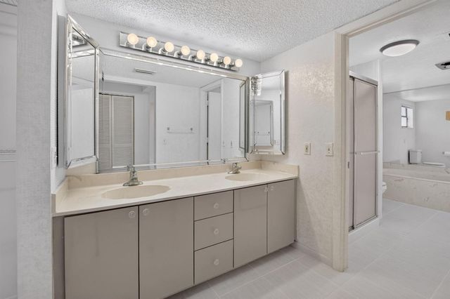 21877 Arriba Real, Boca Raton, FL 33433