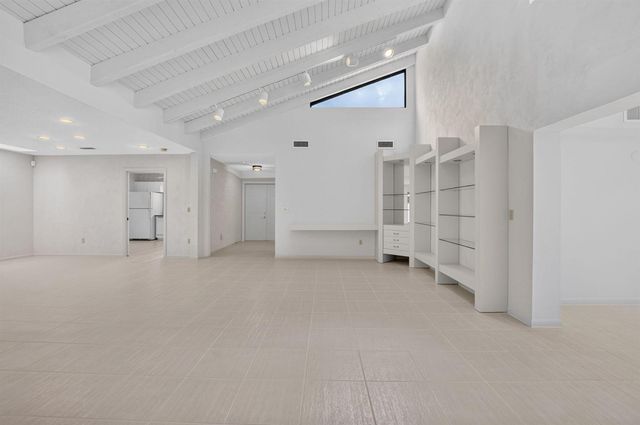 21877 Arriba Real, Boca Raton, FL 33433