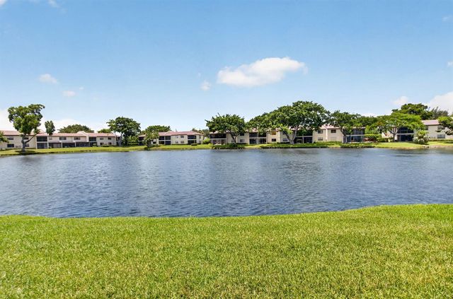 21877 Arriba Real, Boca Raton, FL 33433