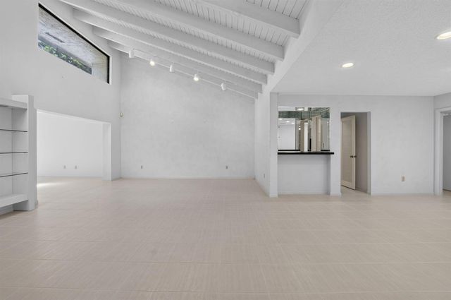 21877 Arriba Real, Boca Raton, FL 33433