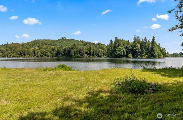 23738 Carlson Place, Mount Vernon, WA 98274