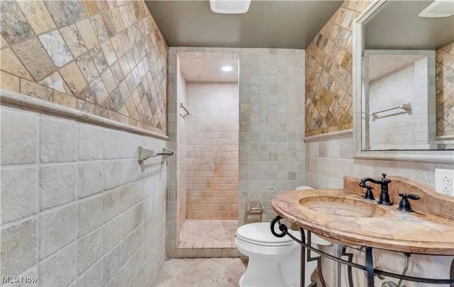 8119 Bancroft Avenue, Cleveland, OH 44105