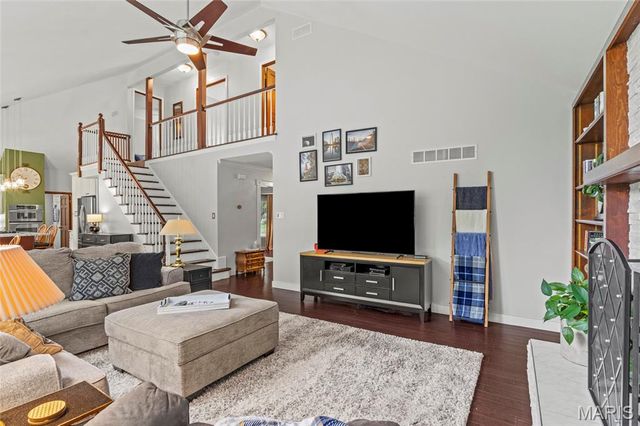484 Saint Thomas Isle Lane, Wildwood, MO 63040