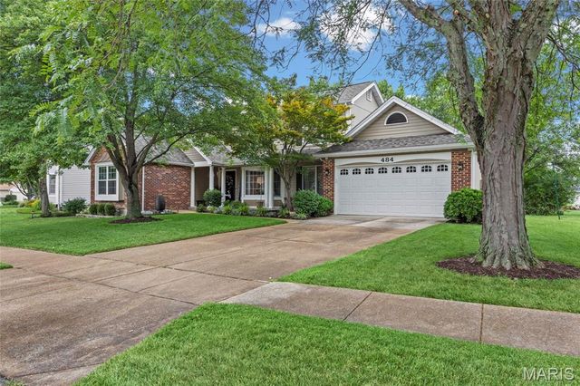 484 Saint Thomas Isle Lane, Wildwood, MO 63040