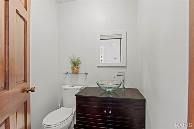 484 Saint Thomas Isle Lane, Wildwood, MO 63040